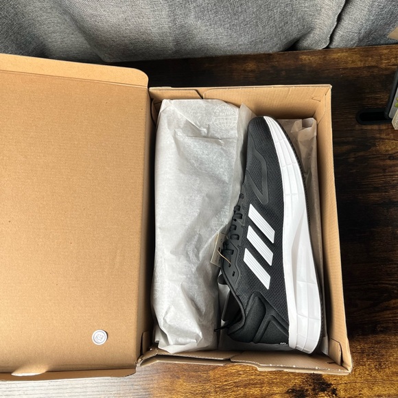 Man's Sneakers & Athletic Shoes size 9 1/2 - Picture 3 of 11